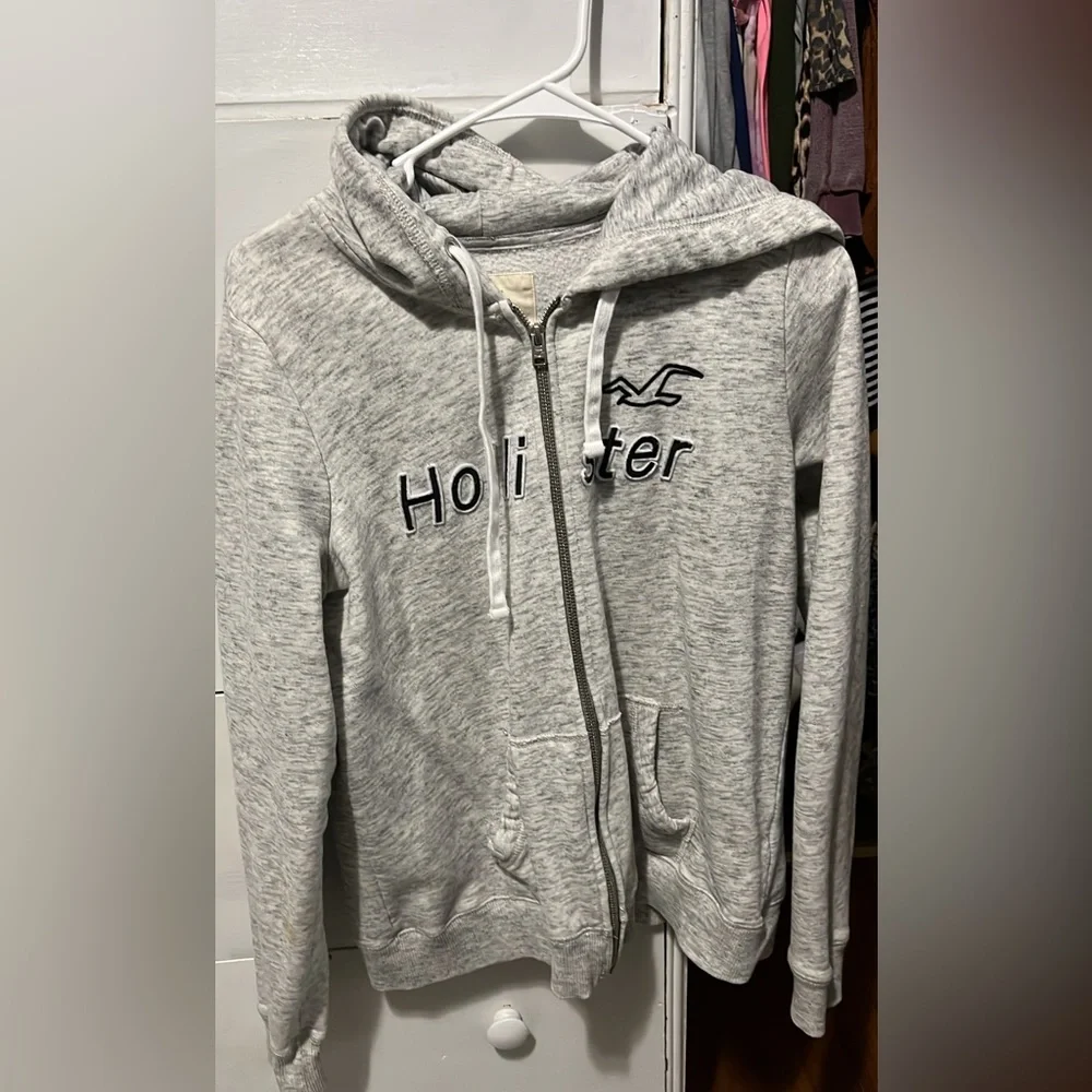 zip up - Picture 1 of 1